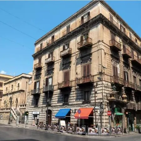 Casa Marchese Roccaforte A דירה